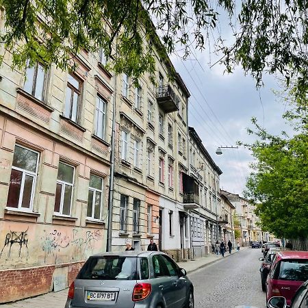 Сучасні Апартаменти В Центрі,Паркінг Lviv Exterior photo